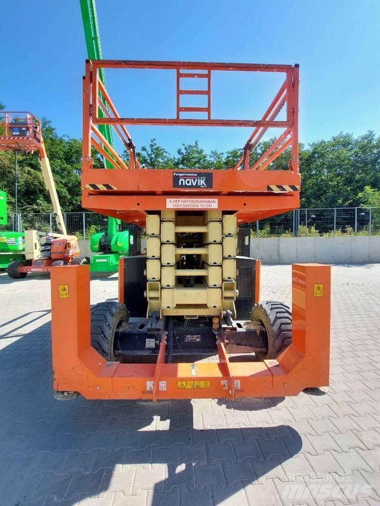 JLG 530 LRT Підйомники-ножиці