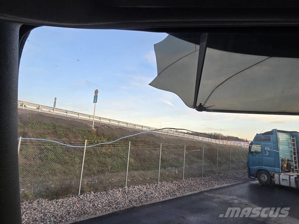 Volvo FM 330 Фургони