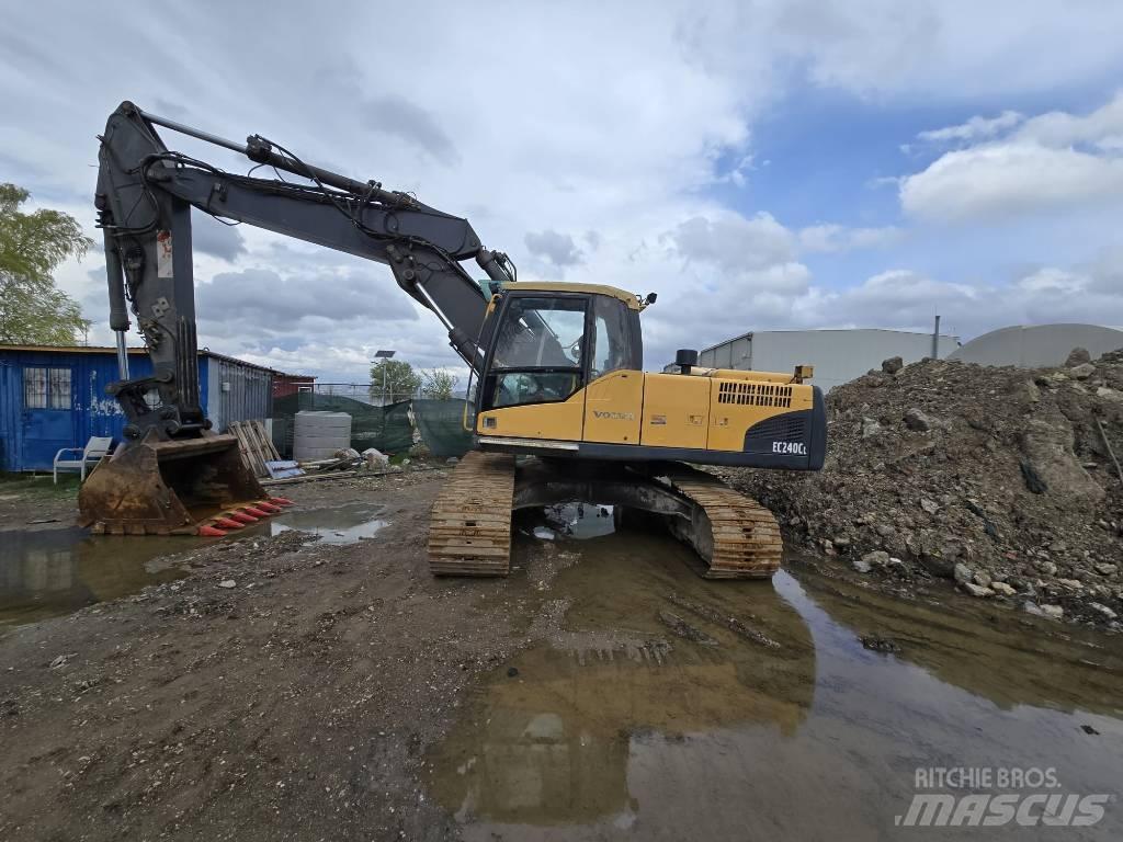 Volvo EC 240 C Гусеничні екскаватори