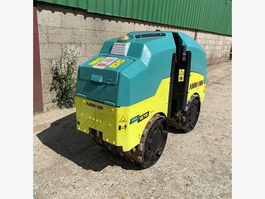 Ammann ARR 1575 Котки тротуарні