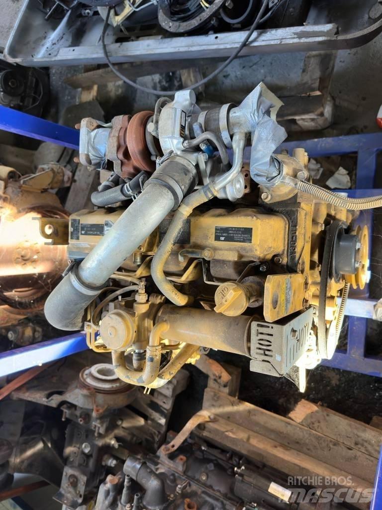 CAT C3.3B ENGINE Двигуни