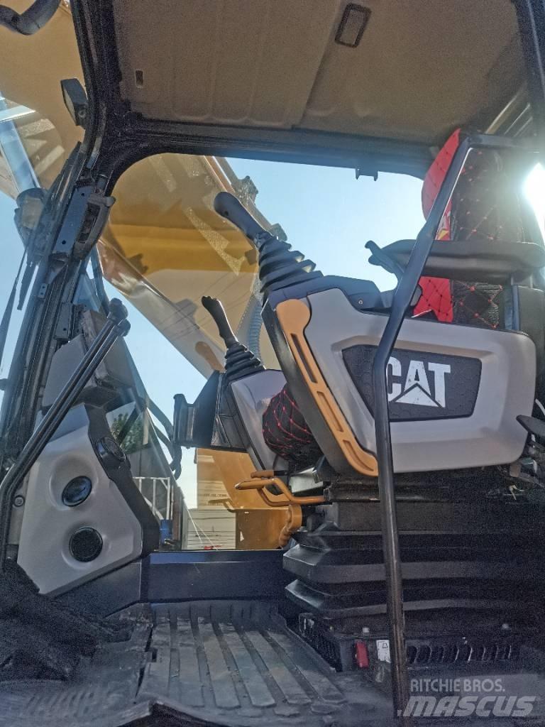 CAT CAT320GC Середні екскаватори 7т. - 12т.