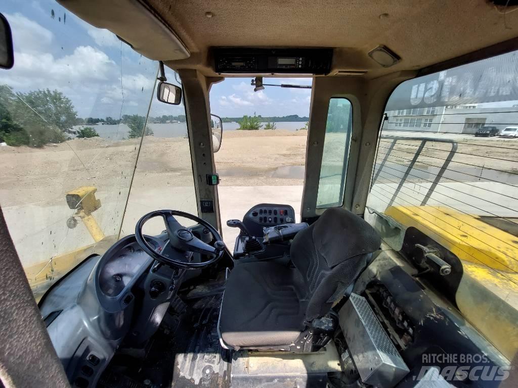 Komatsu WA 430-6E0 Фронтальні навантажувачі