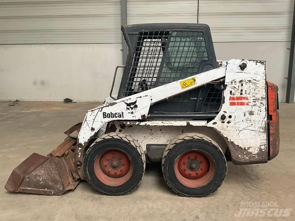 Bobcat S 130 Міні-навантажувачі