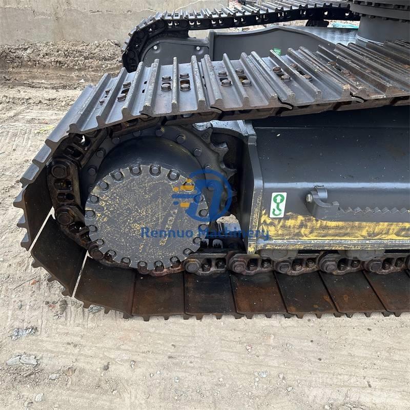 Volvo EC 240 Гусеничні екскаватори