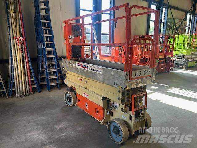 JLG 2030 ES Підйомники-ножиці