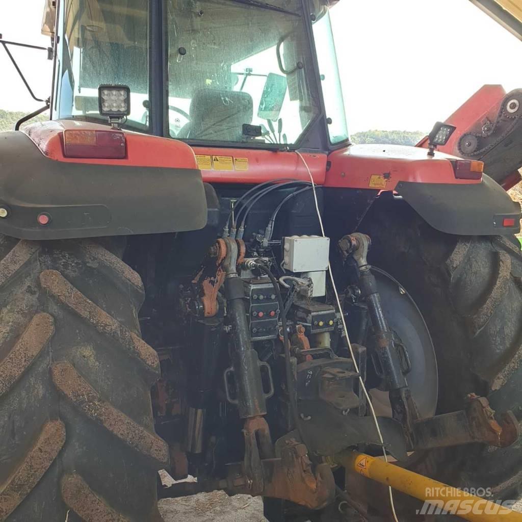 Massey Ferguson 8260 Трактори
