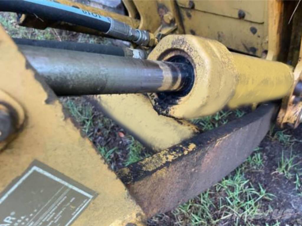 CAT D 5 G Гусеничні бульдозери