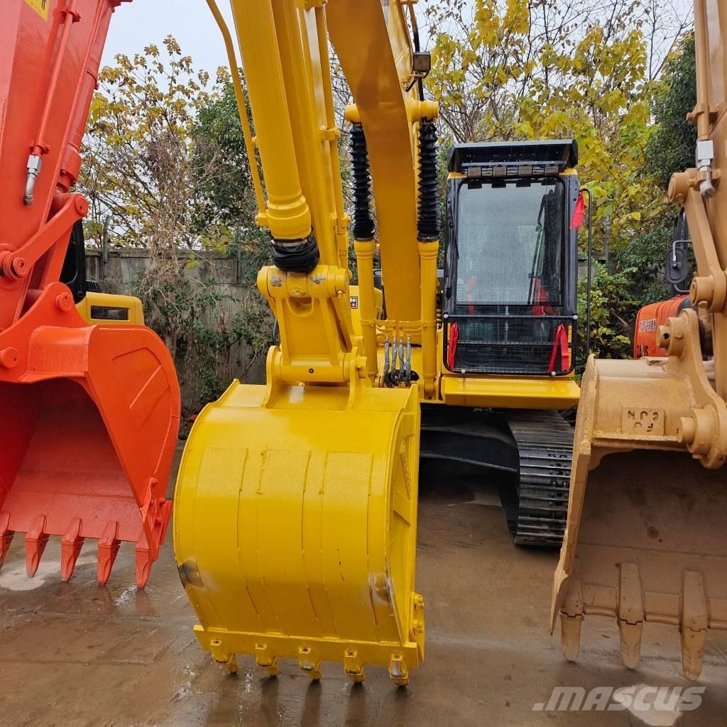 Komatsu PC 130 Гусеничні екскаватори