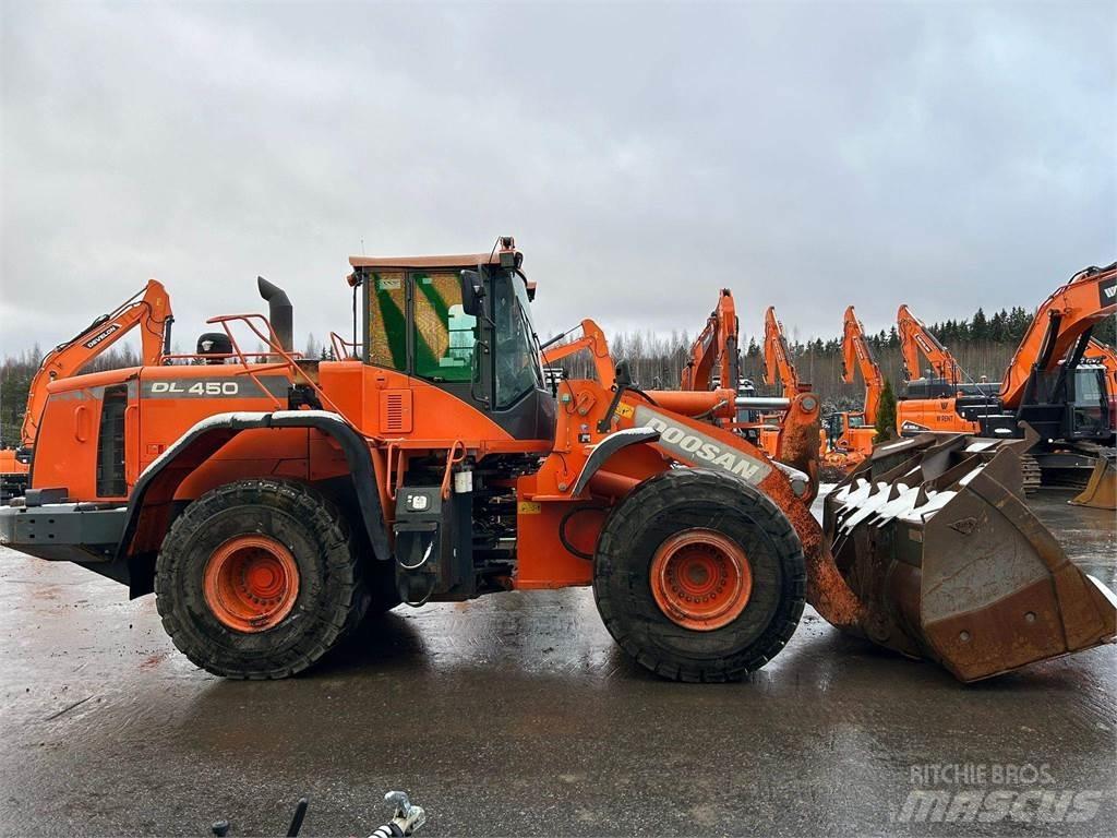 Doosan DL450-3 Фронтальні навантажувачі