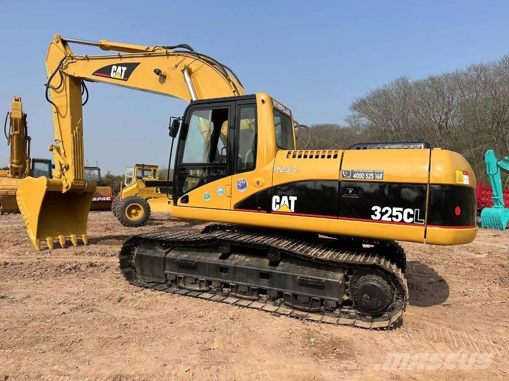 CAT 325 CL Гусеничні екскаватори