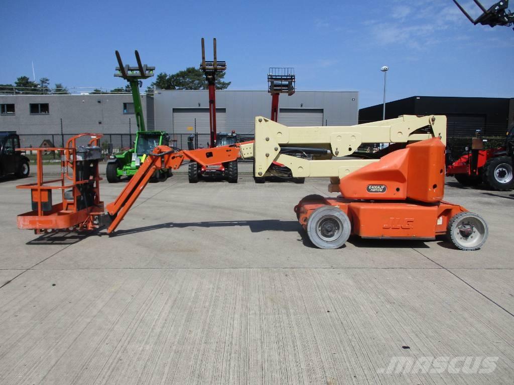 JLG E400 AJPN (687) Компактні самохідні стрілові підйомники