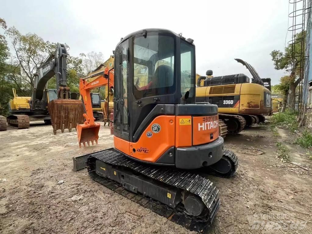 Hitachi ZX50U Міні-екскаватори < 7т