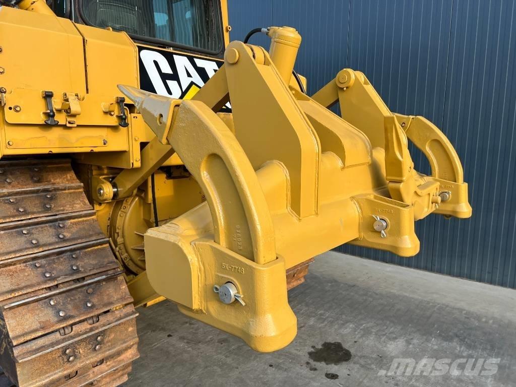 CAT D6T XL Гусеничні бульдозери
