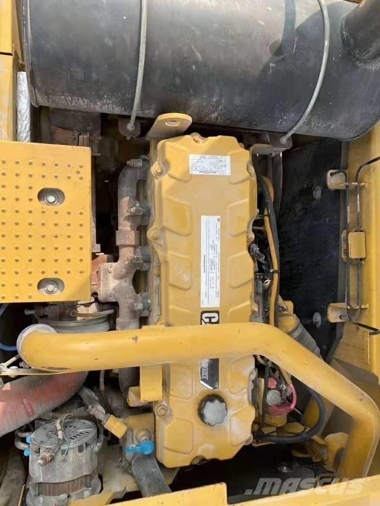 CAT 336 D Гусеничні екскаватори