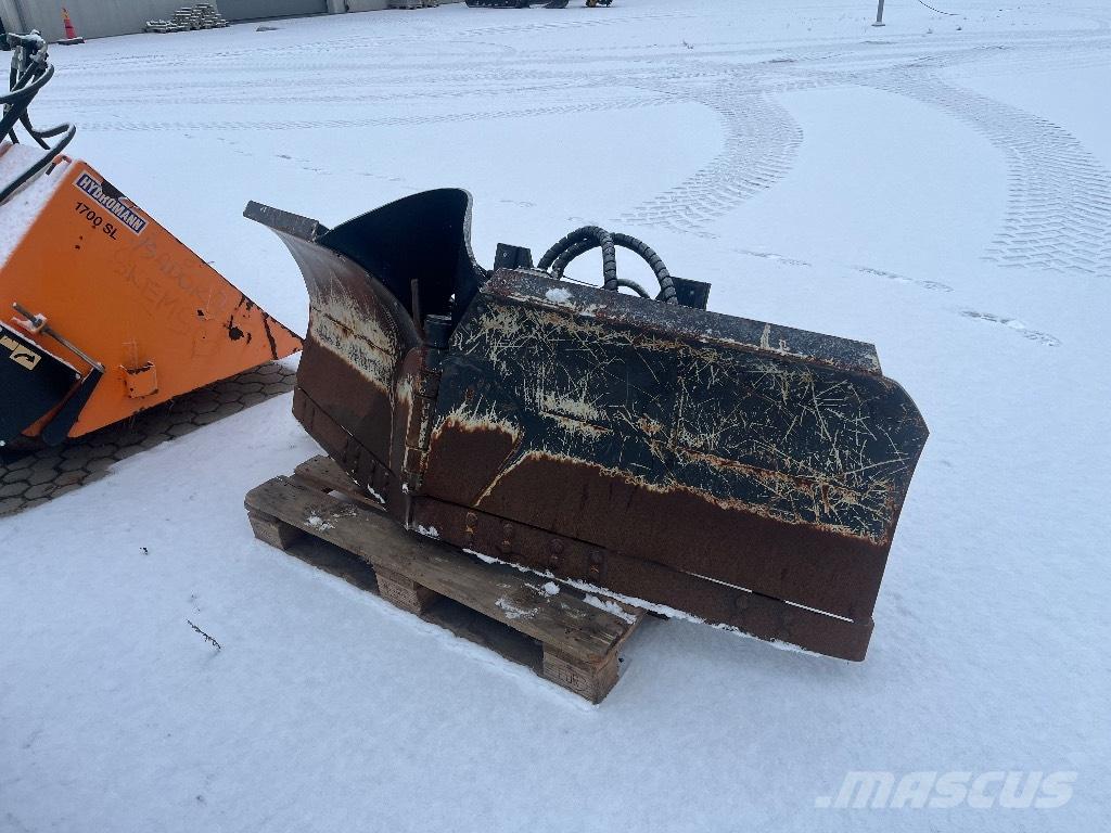 Uni-väg UV-220 Снігозбиральні машини