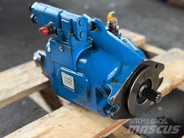 Eaton HYDRAULIC PUMP Гідравліка