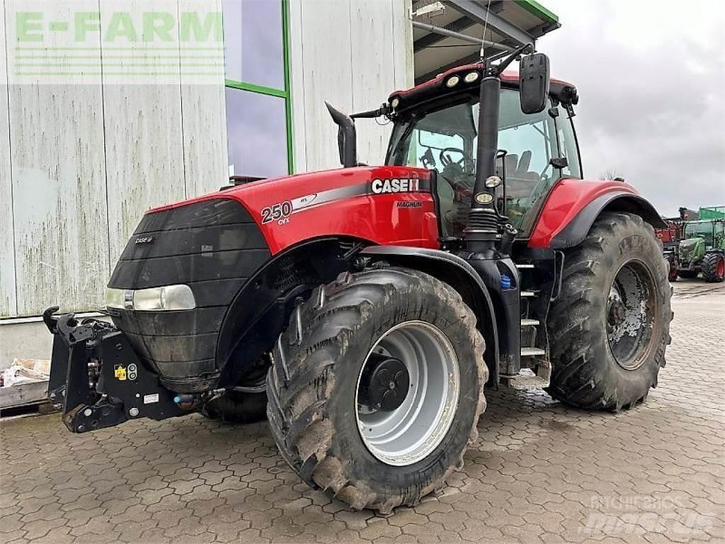 Case IH cvx 310 Трактори