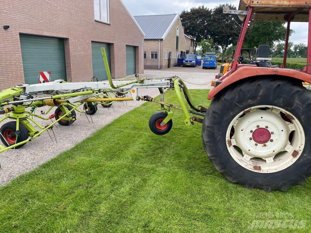 CLAAS volto 1050t Граблі і сінозворушувачі
