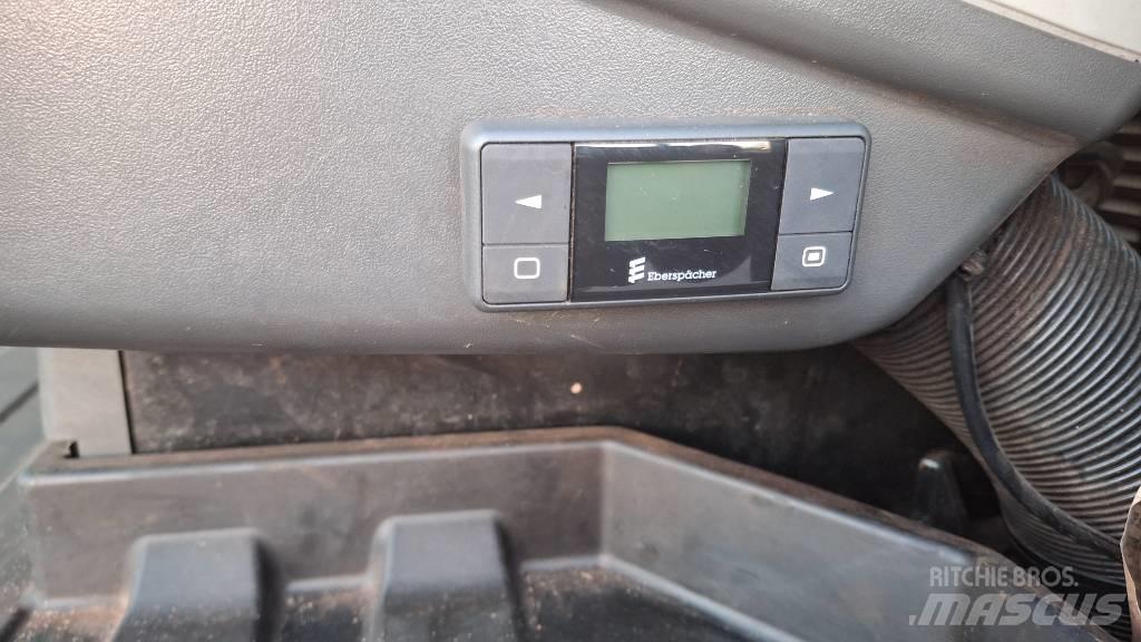 CASE CX180D LC Гусеничні екскаватори