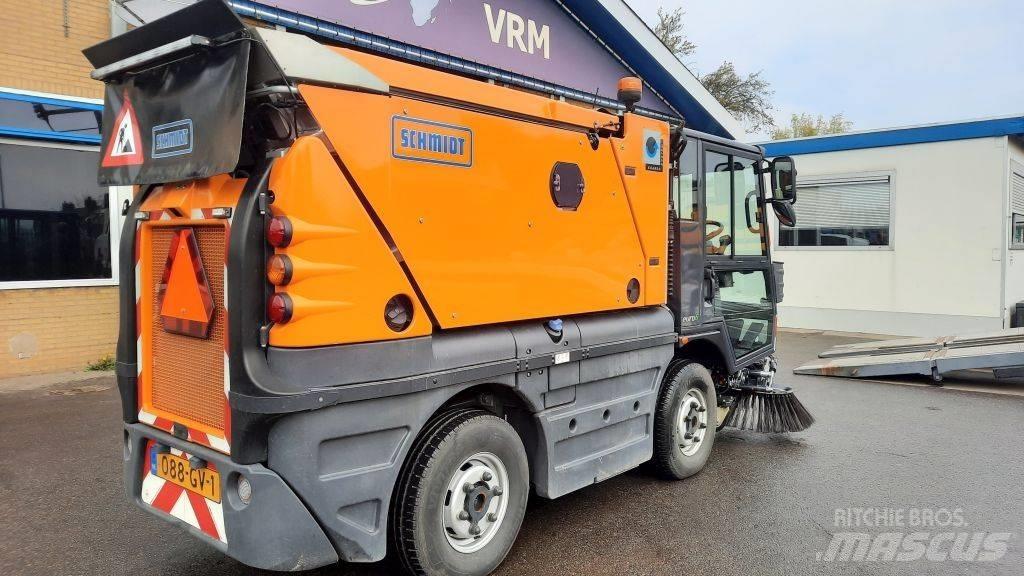 Schmidt Swingo 200 Підмітальні машини