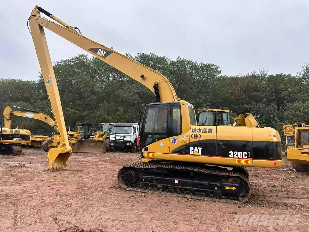CAT 320 C L Екскаватори з великим вилітом