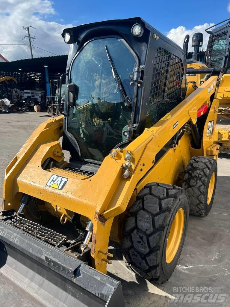 CAT 272D3 Міні-навантажувачі