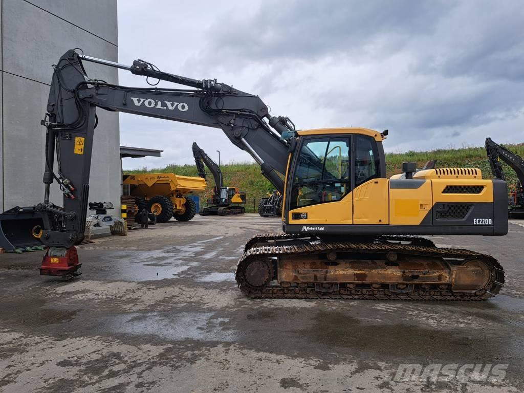 Volvo EC 220 DL Гусеничні екскаватори