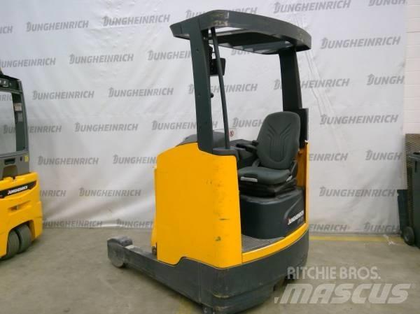 Jungheinrich ETV 214 Річ-трак із високим підйомом