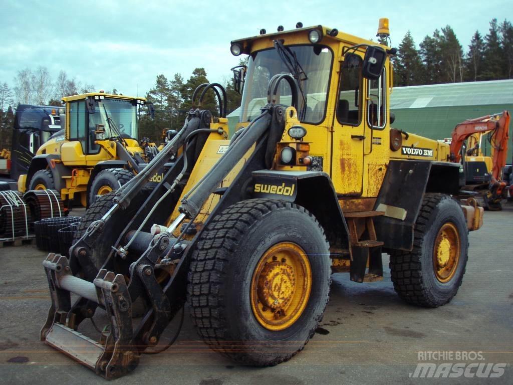 Volvo BM L 70 Фронтальні навантажувачі