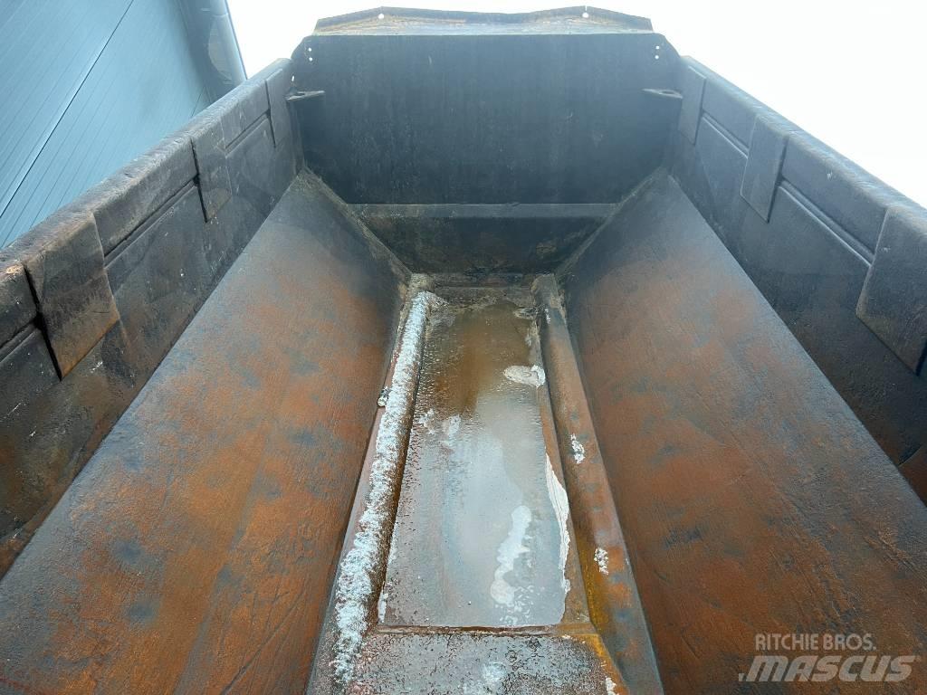 Volvo A30F Зчленовані самоскиди