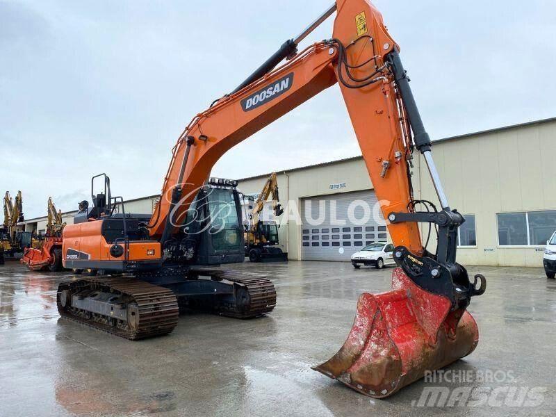 Doosan DX 225 LC Гусеничні екскаватори