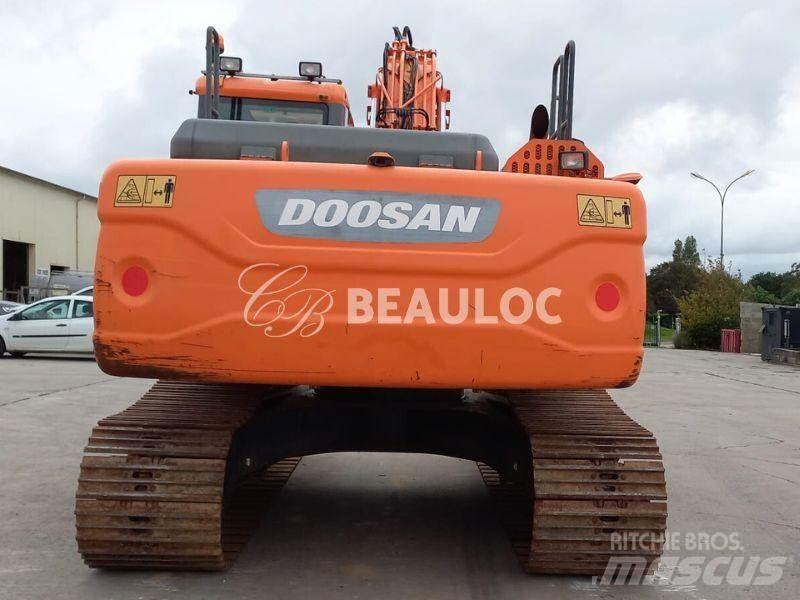 Doosan DX 225 LC Гусеничні екскаватори