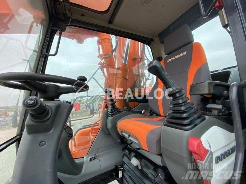 Doosan DX160W Колісні екскаватори