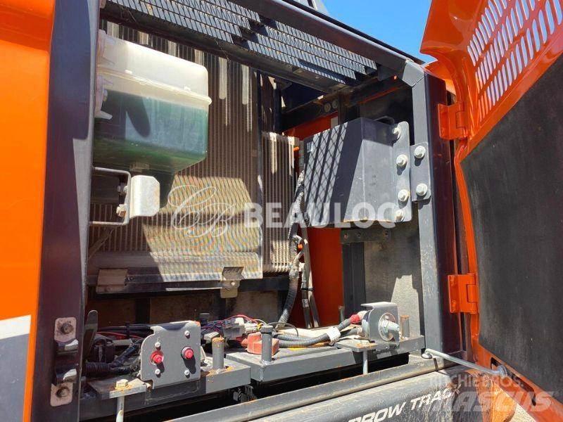 Doosan DX300LC Гусеничні екскаватори