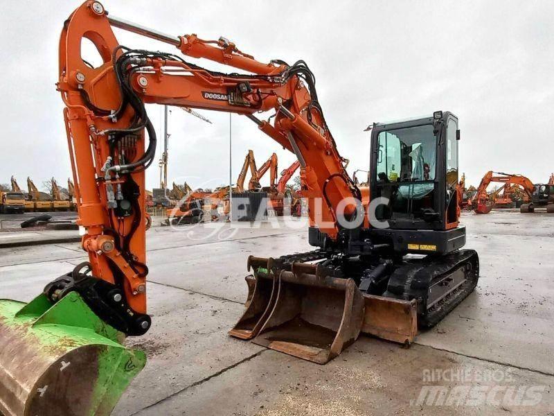 Doosan DX85R Гусеничні екскаватори