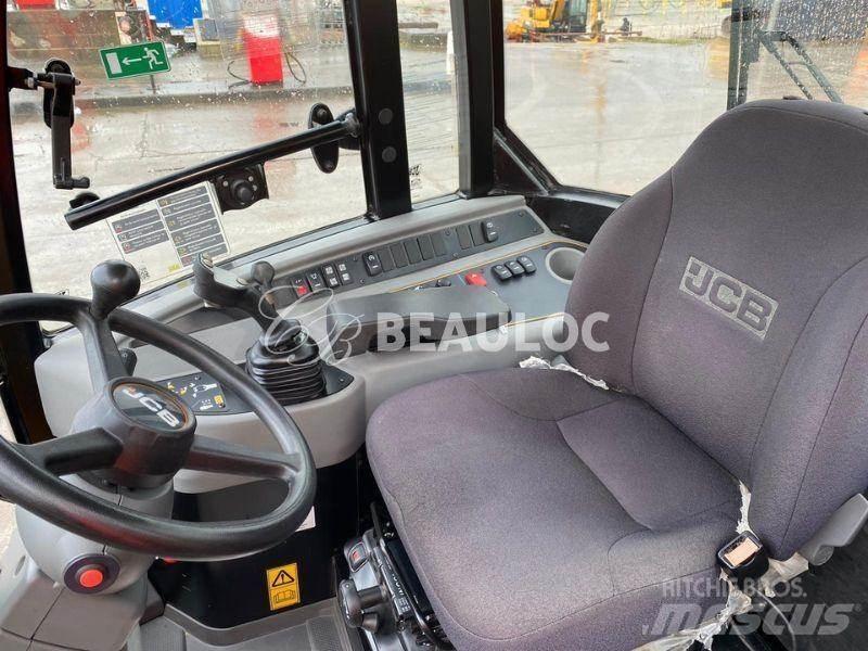 JCB 407 Фронтальні навантажувачі