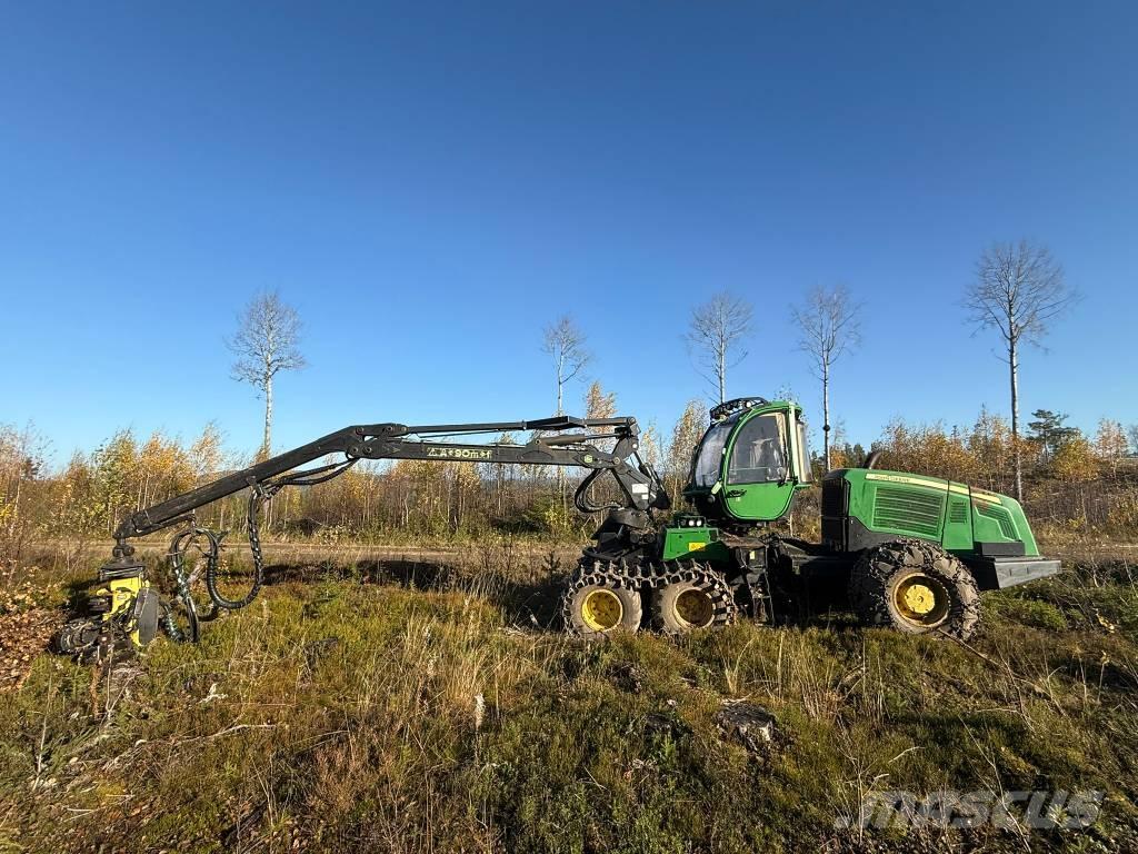 John Deere 1070 E Харвестери