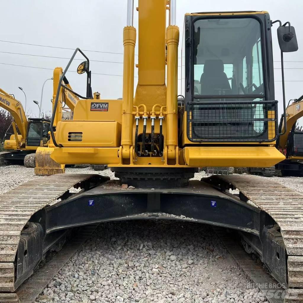 Komatsu PC 240 Гусеничні екскаватори