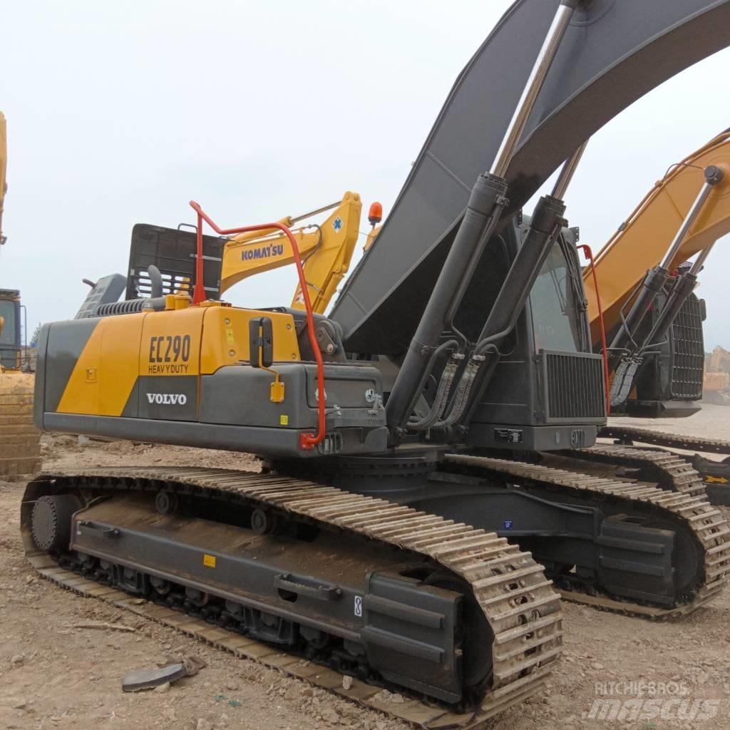 Volvo EC290 Гусеничні екскаватори