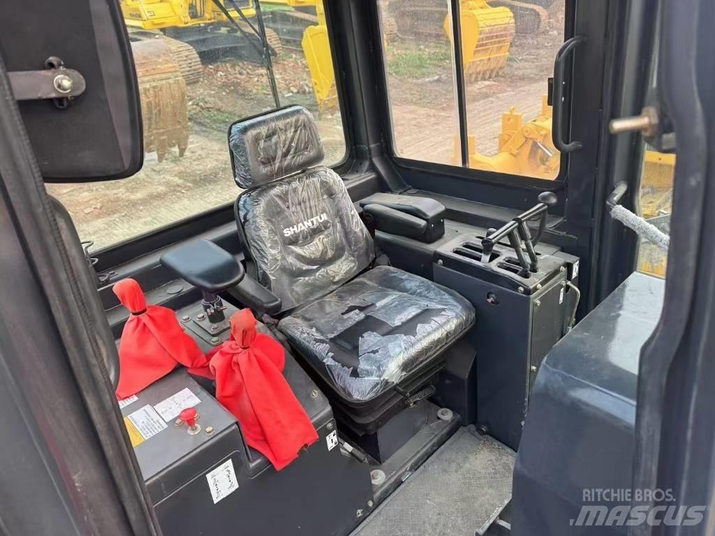 Shantui SD 22 Гусеничні бульдозери