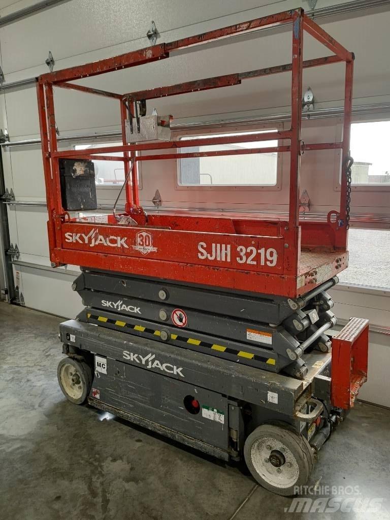 SkyJack SJ III 3219 Підйомники-ножиці