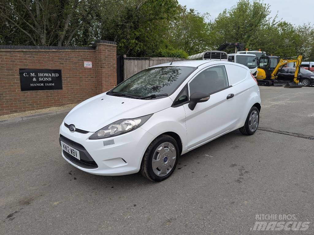 Ford Fiesta Van Панельні фургони