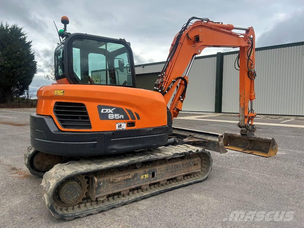 Doosan DX 85 R-3 Середні екскаватори 7т. - 12т.