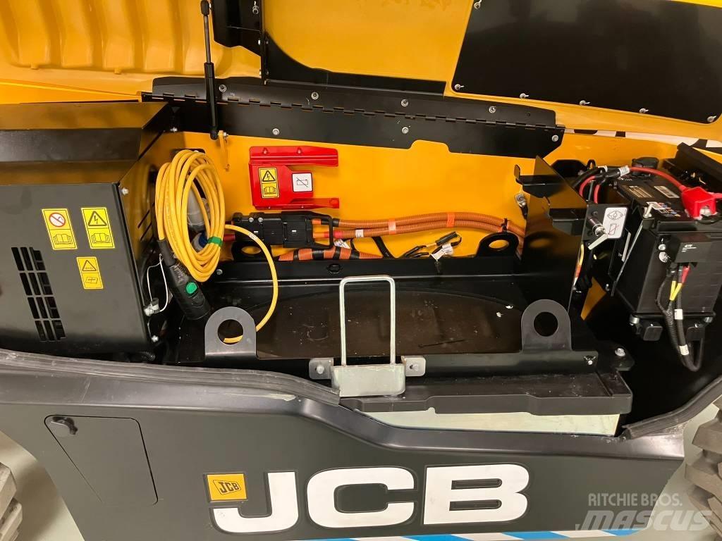 JCB 525-60E Телескопічні навантажувачі