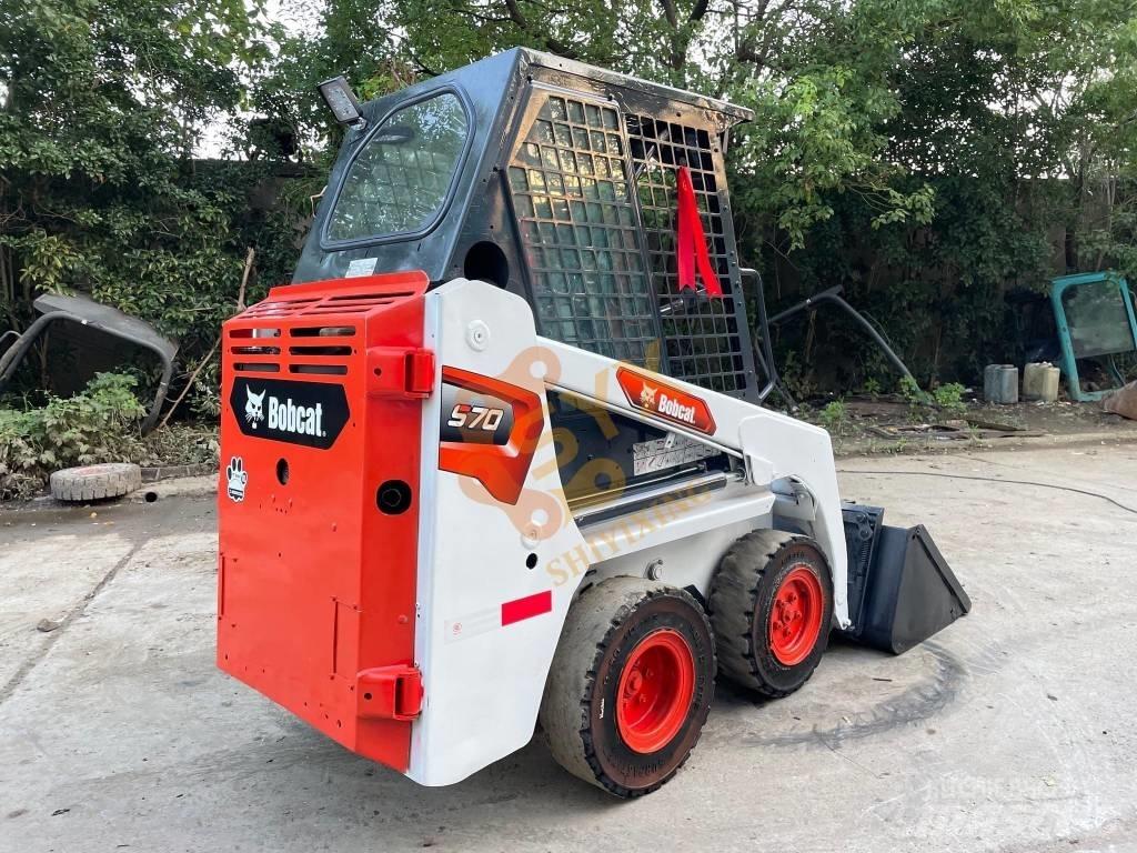 Bobcat S70 Міні-навантажувачі
