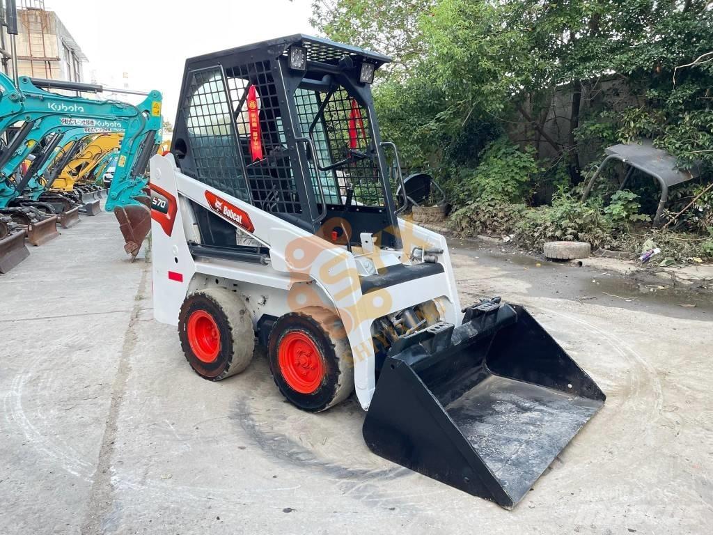 Bobcat S70 Міні-навантажувачі