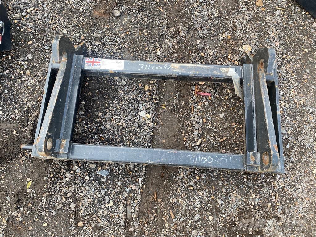  ADAPTOR PLATE Телескопічний навантажувач