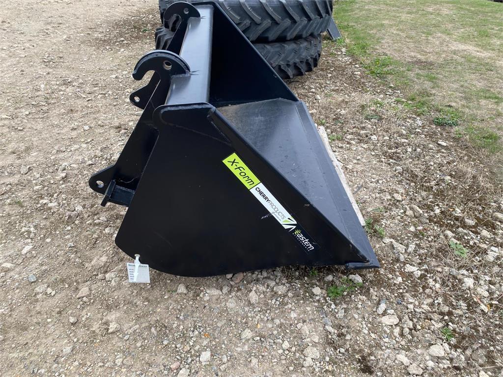 Cherry BK10-60 Телескопічний навантажувач