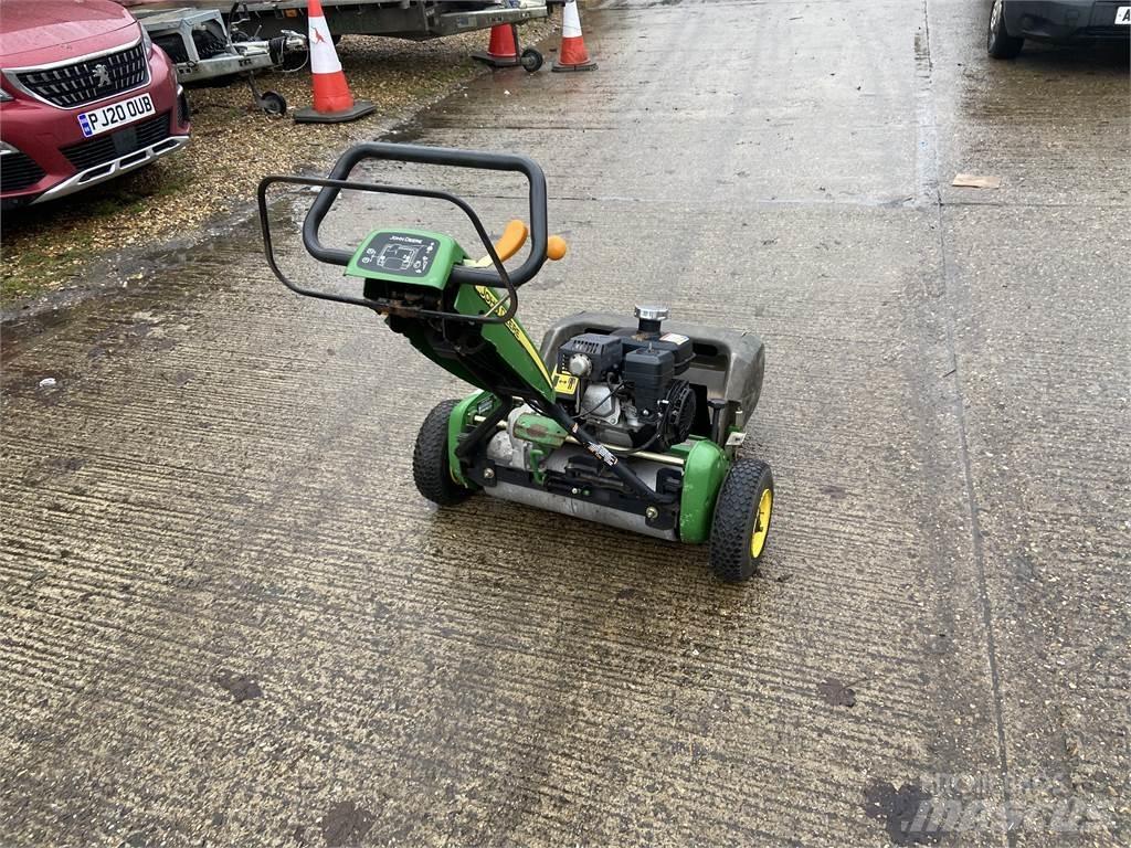 John Deere 220C Сільгосптехніка - Інші